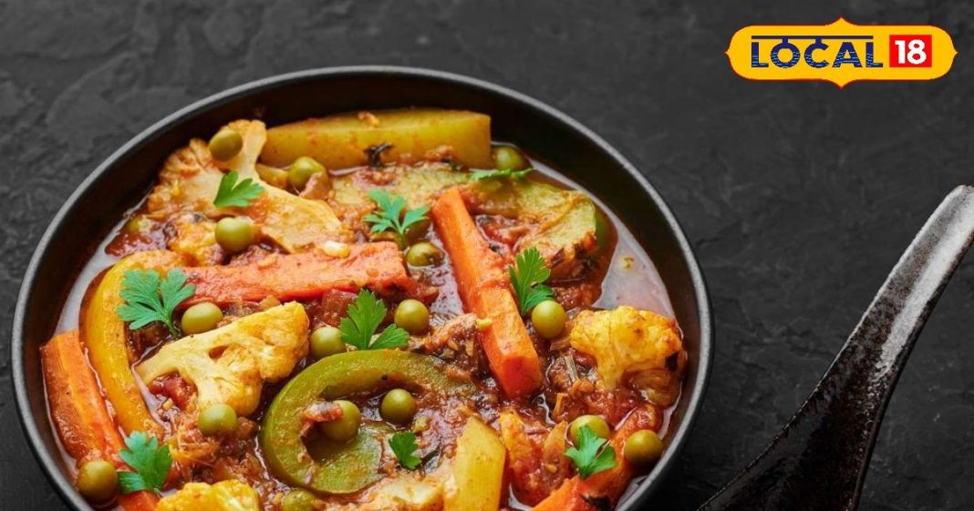 सर्दियों में सारी सब्जियों को मिलाकर बनाना चाहते हैं कुछ लजीज, इस आसान रेसिपी को कोई भी कर सकता है ट्राई