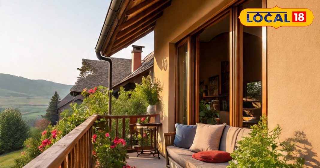 बालकनी का दक्षिण दिशा में होना खतरनाक? काला और लाल फूल भी शुभ नहीं, पीछे पड़ जाएंगी बुरी शक्तियां