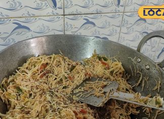 इसे खाकर स्ट्रीट फूड भूल जाएंगे बच्चे! कम तेल, भरकर सब्जियां और भरपूर स्वाद – ये है होममेड देसी चाऊमीन का कमाल