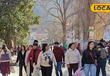 Nainital News : नए साल से पहले ही नैनीताल गुलजार, शाम ढलते ही जगमगा रहा माल रोड, पिछली बार सब ठंडा था, कैसे बदली इस बार फिजा