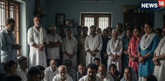 Hindu Death Rituals Why are gangajal and Tulsi dal kept in mouth of a dead person in Hinduism | हिंदू धर्म में मृतक के मुख में गंगाजल और तुलसी दल क्यों रखा जाता है? जानें इसके पीछे का रहस्य