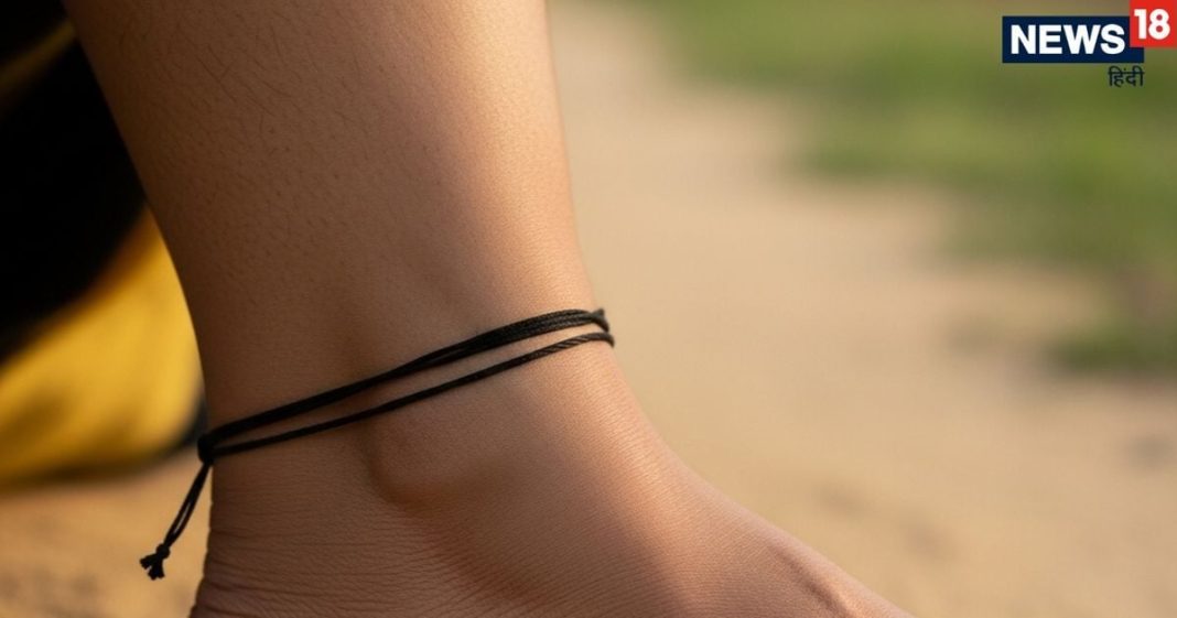 Kala dhaga in astrology Kala Dhaga mesh kark singh samet 4 Rashiyon Ko Nahi Pahnna Chahiye | इन 4 राशियों को भूलकर भी नहीं पहनना चाहिए काला धागा, लेने के देने पड़ जाएंगे! जानें इसके नियम