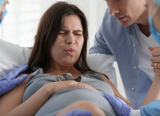 लेट प्रेग्नेंसी का प्लान? पहले जान लें ये कड़वा सच, जच्चा और बच्चा दोनों को झेलने पड़ते हैं ये 5 बड़े नुकसान