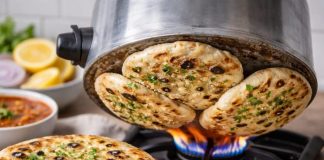 Tandoori Roti without Tandoor। कुकर में तंदूरी रोटी बनाने का तरीका