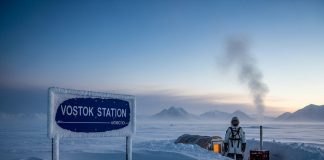 Coldest Place : ये हैं दुनिया की 5 सबसे ठंडी जगहें…जहां तापमान पहुंच जाता है -67 डिग्री सेल्सियस तक, गाड़ियों के इंजन 24/7 रखते हैं चालू!