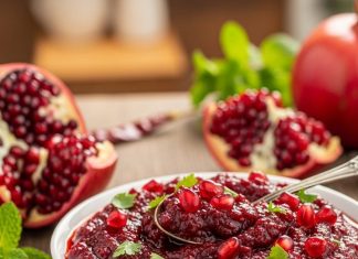 अनार की चटनी बनाने की आसान रेसिपी और इसके सेहतमंद फायदे.