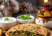 Methi Matar Paratha Recipe। मेथी मटर पराठा रेसिपी