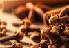 benefits of keep clove in mouth। मुंह में लौंग और दिन बन जाए शुभ!
