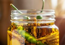 Ginger Green Chili Pickle। अदरक मिर्च अचार की रेसिपी