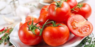 Health Care Tips : इन लोगों को किसी कीमत पर नहीं खाना चाहिए टमाटर, नहीं तो शरीर को कोई फायदा की जगह हो सकता है काफी नुकसान!