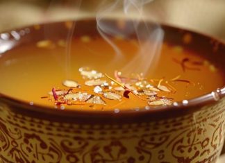 Make Kashmiri Kahwa at home| कश्मीरी कहवा की रेसिपी