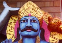 2026 में शनिदेव करेंगे जबरदस्त हलचल, इन 3 राशियों में लोहे के पैरों से चलेंगे शनिदेव, किसकी किस्मत सोने जैसी चमकेगी?