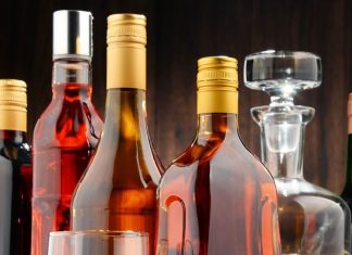 Alcohol Emergency What to Do If Someone get Unconscious After Drinking | शराब पीकर बेहोश हो जाए तो क्या करें | नए साल को लेकर इमरजेंसी डॉक्टर की सलाह