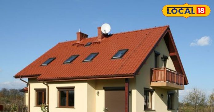 नए साल के पहले घर के दरवाजे पर दिखे ये