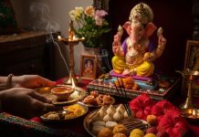 बुधवार को जरूर करें गणेश जी की आरती, प्रसाद में चढ़ाएं ये वाली मिठाई, हर मनोकामना होगी पूरी