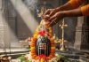 शिवलिंग पर क्या चढ़ाएं: जीवन की समस्याएं दूर करने के उपाय