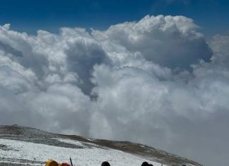 Mount Damavand Adventure Travel । एशिया का सबसे ऊंचा ज्वालामुखी और ईरान की पहचान