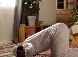 5 Times Namaz Name with Meaning and Significance | 5 वक्त की नमाज के नाम जानते हैं आप, जानें इनका समय और महत्व