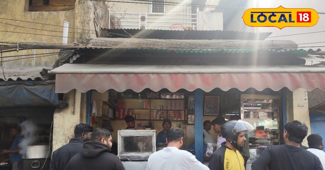 रांची किशोरगंज का बम-बम समोसा 40 साल से सबसे लोकप्रिय