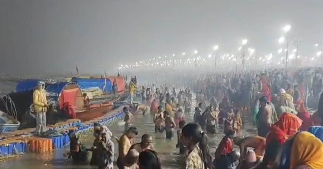 Magh Mela 2026 LIVE: ब्रह्म मुहूर्त से शुरू हुआ माघी पूर्णिमा स्नान, आस्था का उमड़ा महासैलाब, रवि पुष्य योग में करोड़ों ने लगाई पुण्य की डुबकी