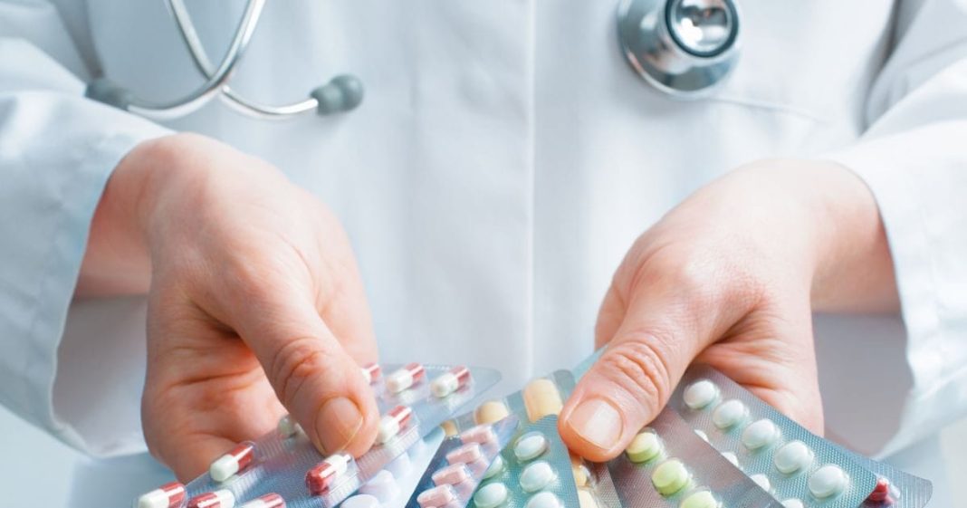 Indian pharma companies| swati maliwal| drugs price in india| medicines profit| संसद में स्वाति मालीवाल ने दवाओं की कीमत और मुनाफाखोरी पर सवाल उठाए