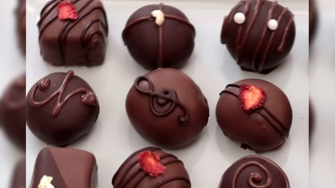 Valentine Day पर घर में ऐसे बनाएं चॉकलेट ट्रफल, बस 3 चीज से हो जाएगा तैयार, जानें रेसिपी