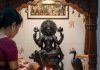 should shani dev photo or murti be kept at home know beliefs behind keeping shani dev statue | क्या आप जानते हैं कि शनि देव की मूर्ति या यंत्र पूजा कक्ष में क्यों नहीं रखा जाता? ये हैं इसके कुछ डरावने कारण!
