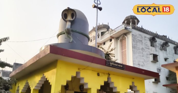 पूर्णिया का यह शिव मंदिर है 500 साल पुराना, बरसात