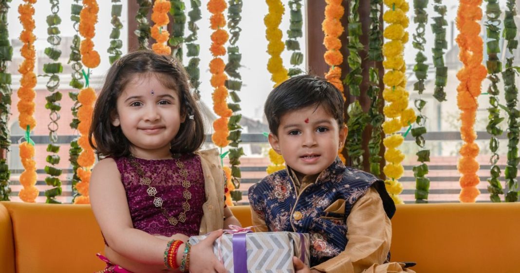 Holi Bhai Dooj 2026 Date: होली भाई दूज कब है,