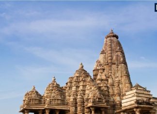 Kandariya Mahadeva Temple This Khajuraho temple is made of over 800 sculptures and large stones | 800 से ज्यादा मूर्तियां और बड़े पत्थरों को काटकर बना