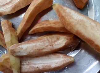 मजा आ जाएगा! पका पपीता तो बहुत खाया होगा, अब 10 मिनट में बनाएं चटपटा पपीता भक्खा