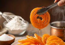 झटपट मीठा चाहिए? 10 मिनट में बनाएं गोल-गोल परफेक्ट शेप वाली जलेबी, बिना खमीर का ऐसा ट्रिक जो आपको चौंका देगा