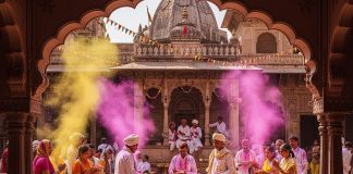 होली 2026: रंग खेलने से पहले क्यों की जाती है भगवान विष्णु, अग्नि देव, नरसिंह और शिव की आराधना? जानें क्या है मान्यता?
